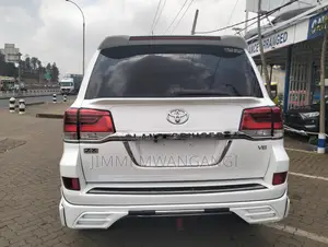 Toyota Land Cruiser 2008 White