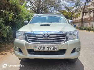 Toyota Hilux 2010 Silver