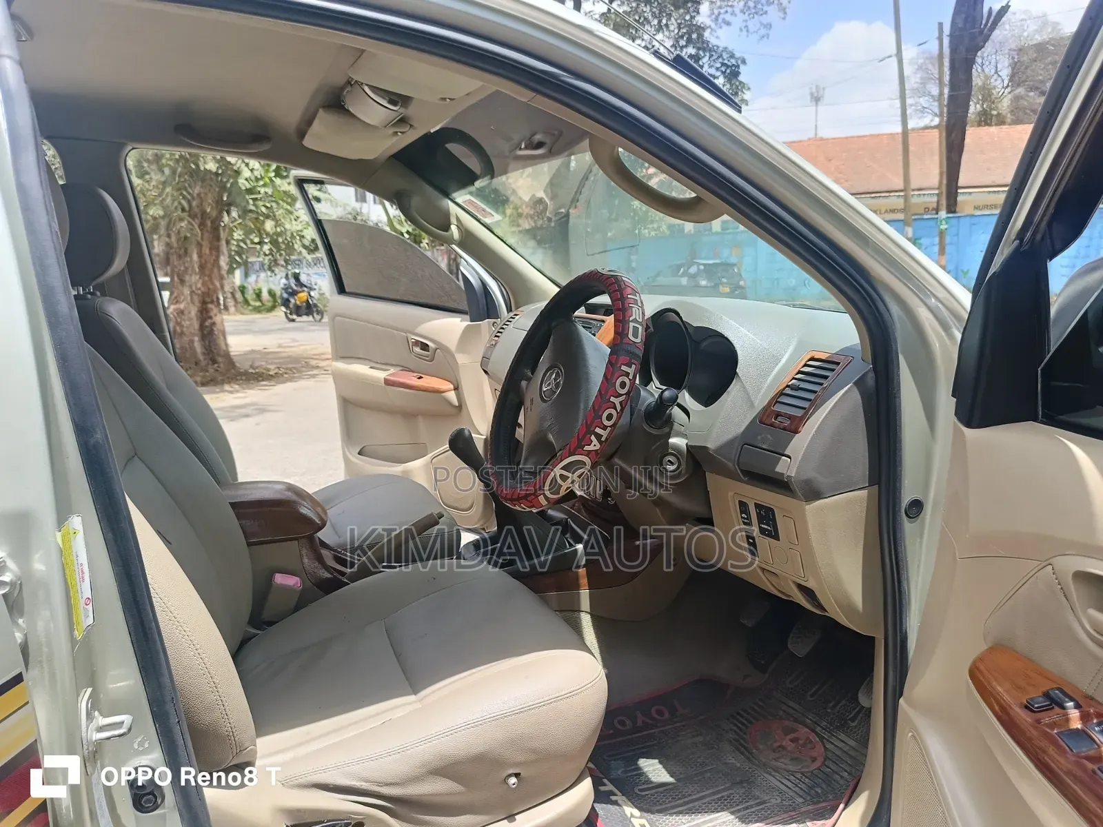 Toyota Hilux 2010 Silver