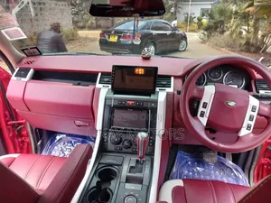 Land Rover Range Rover 2011 Red