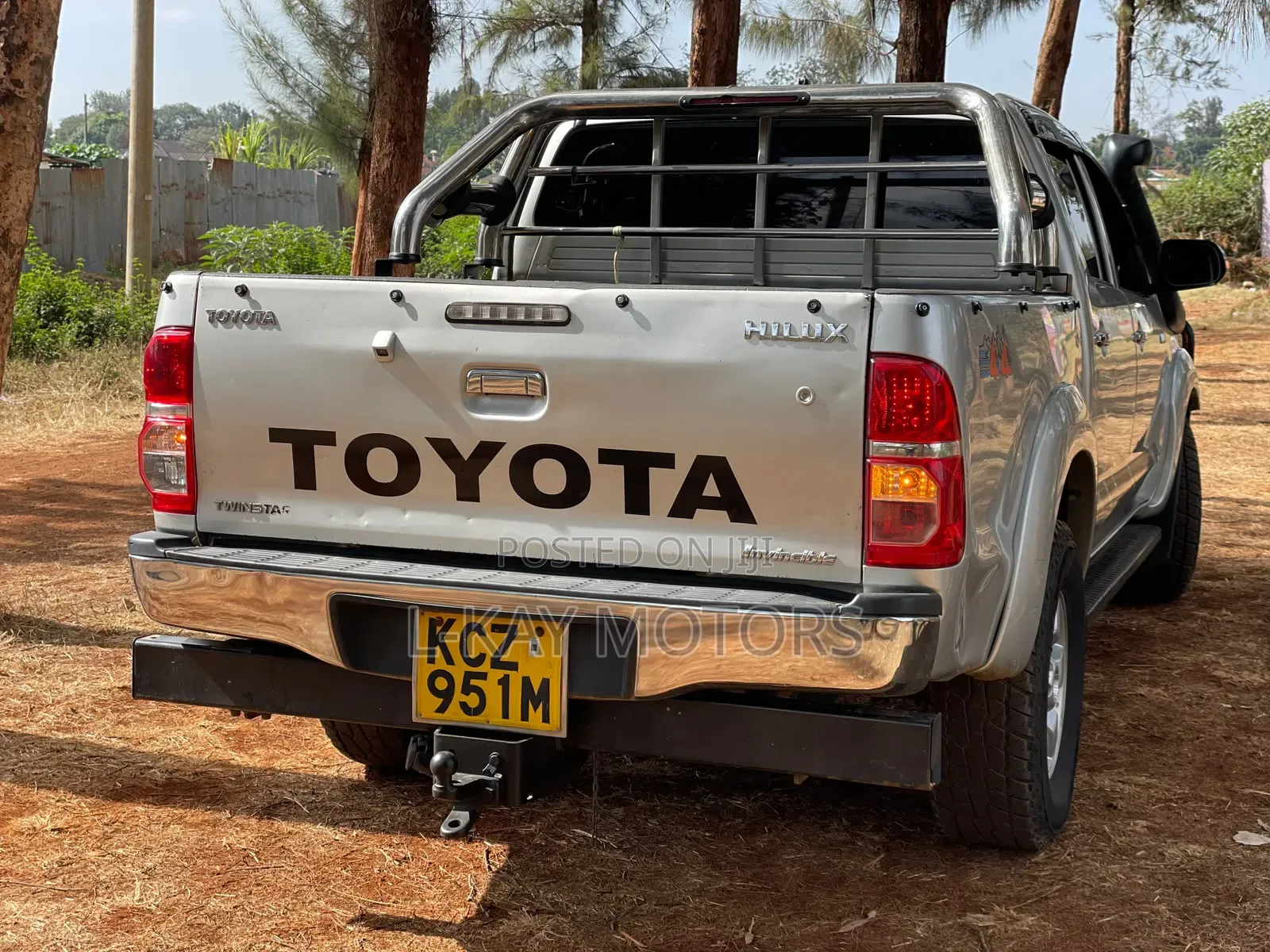 Toyota Hilux 2013 Silver
