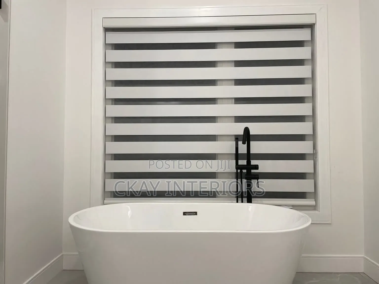 Transform Window Spaces Into Beautiful Spaces With Horizontal Blinds