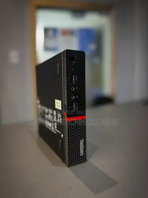 Desktop Computer Lenovo ThinkCentre M700 4GB Intel Core i5 SSD 128GB