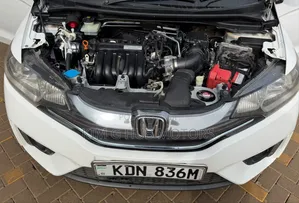 Honda Fit 2016 Pearl
