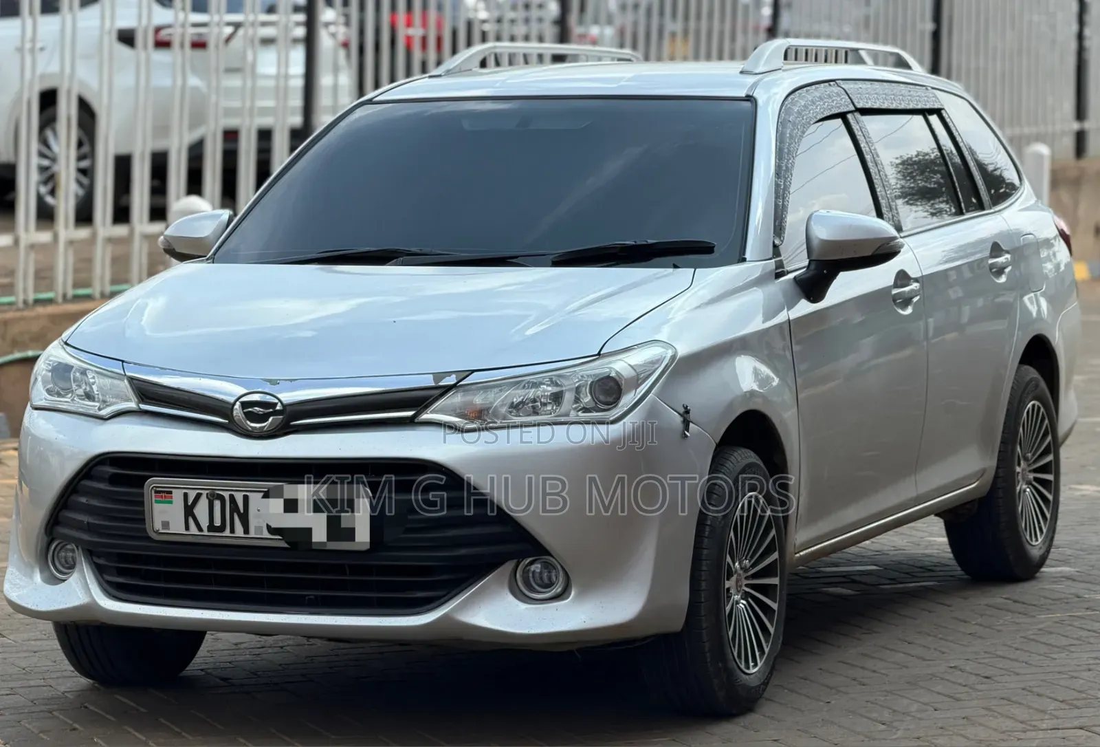 Toyota Corolla Fielder 2016 Silver