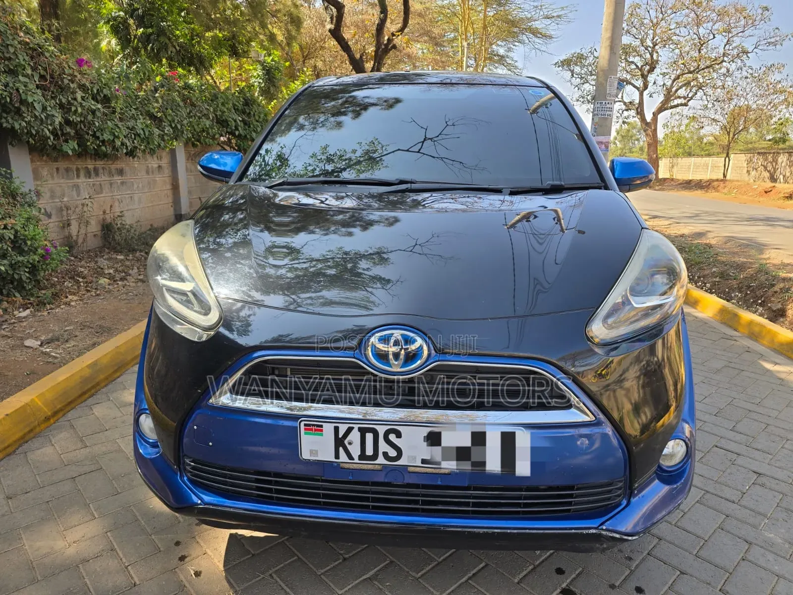 Toyota Sienta 2018 Black