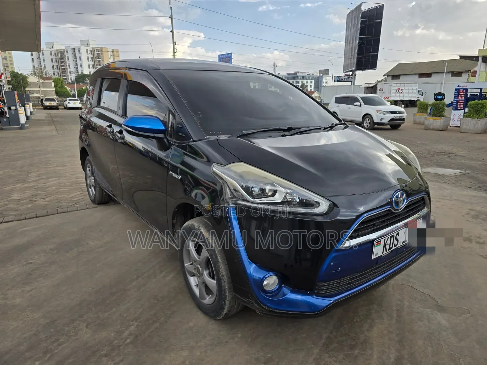 Toyota Sienta 2018 Black