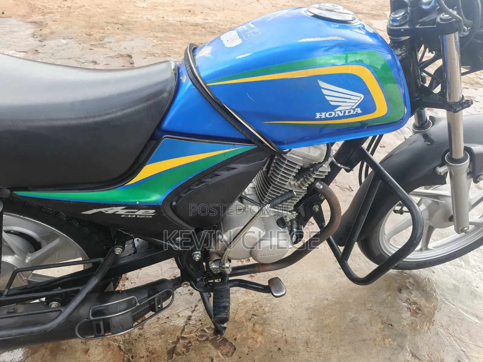 Honda CB 2022 Blue