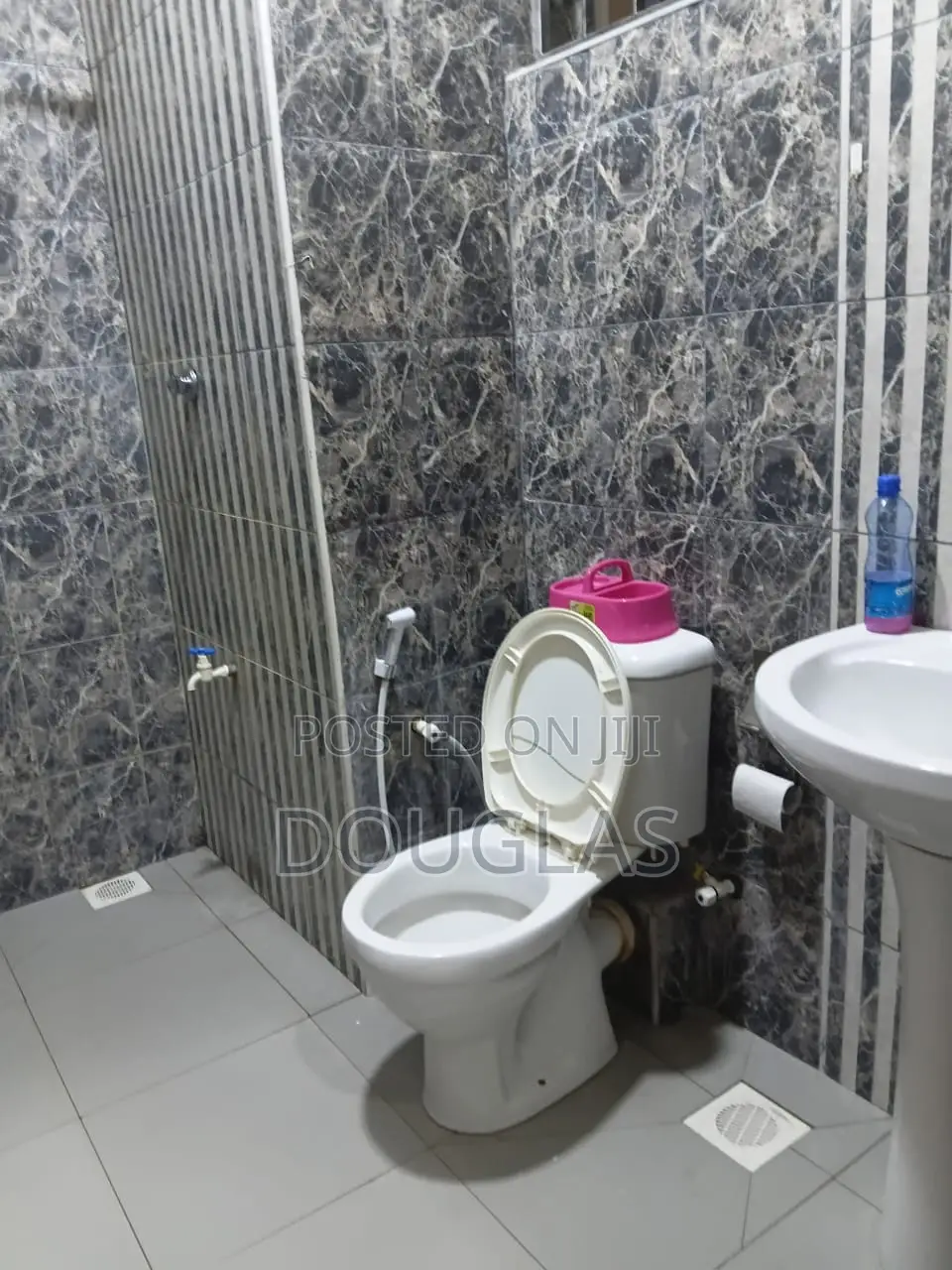 BnB Mombasa Bamburi Mutambo Near JSB BLD