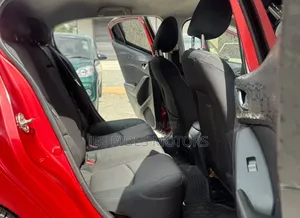 Mazda Axela 2015
