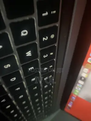 Laptop Apple MacBook Pro 2019 256GB Intel Core i5 HDD+SSD 128GB