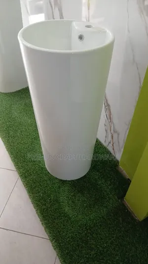 Classic Sink-Free Standing White