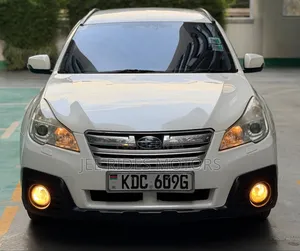 Subaru Outback 2014 Gold