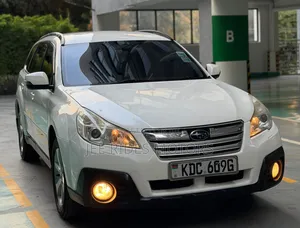 Subaru Outback 2014 Gold