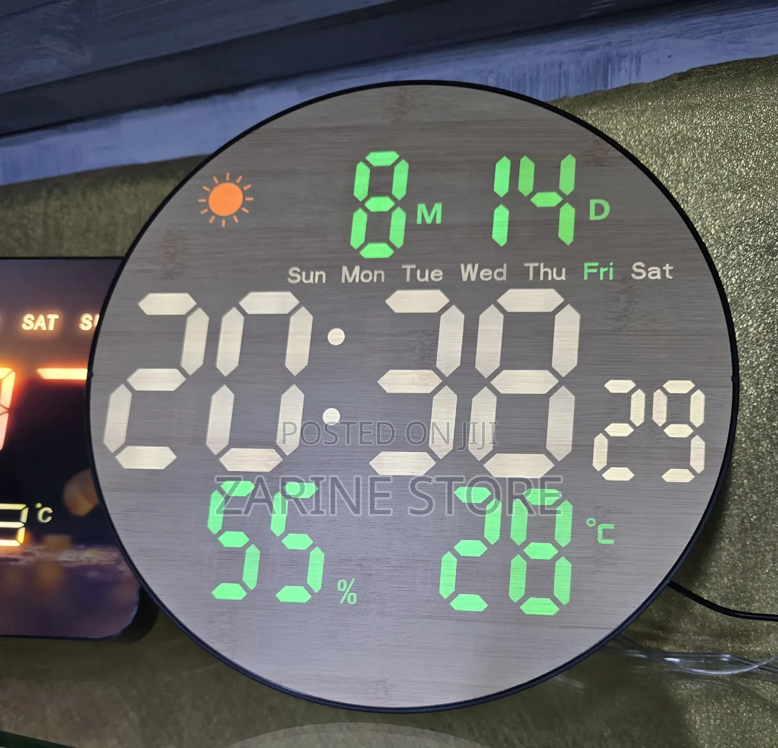 Circular 3D Wall or Table Clock AC Powered/ Battery Powered