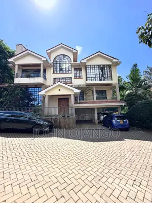 Furnished 5bdrm Townhouse/Terrace in Valley Arcade for sale