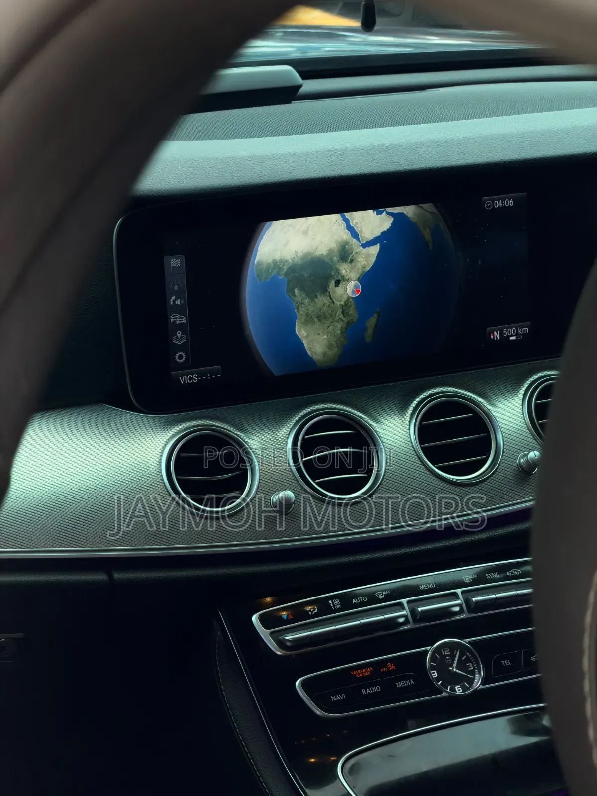 Mercedes-Benz E200 2018 Blue