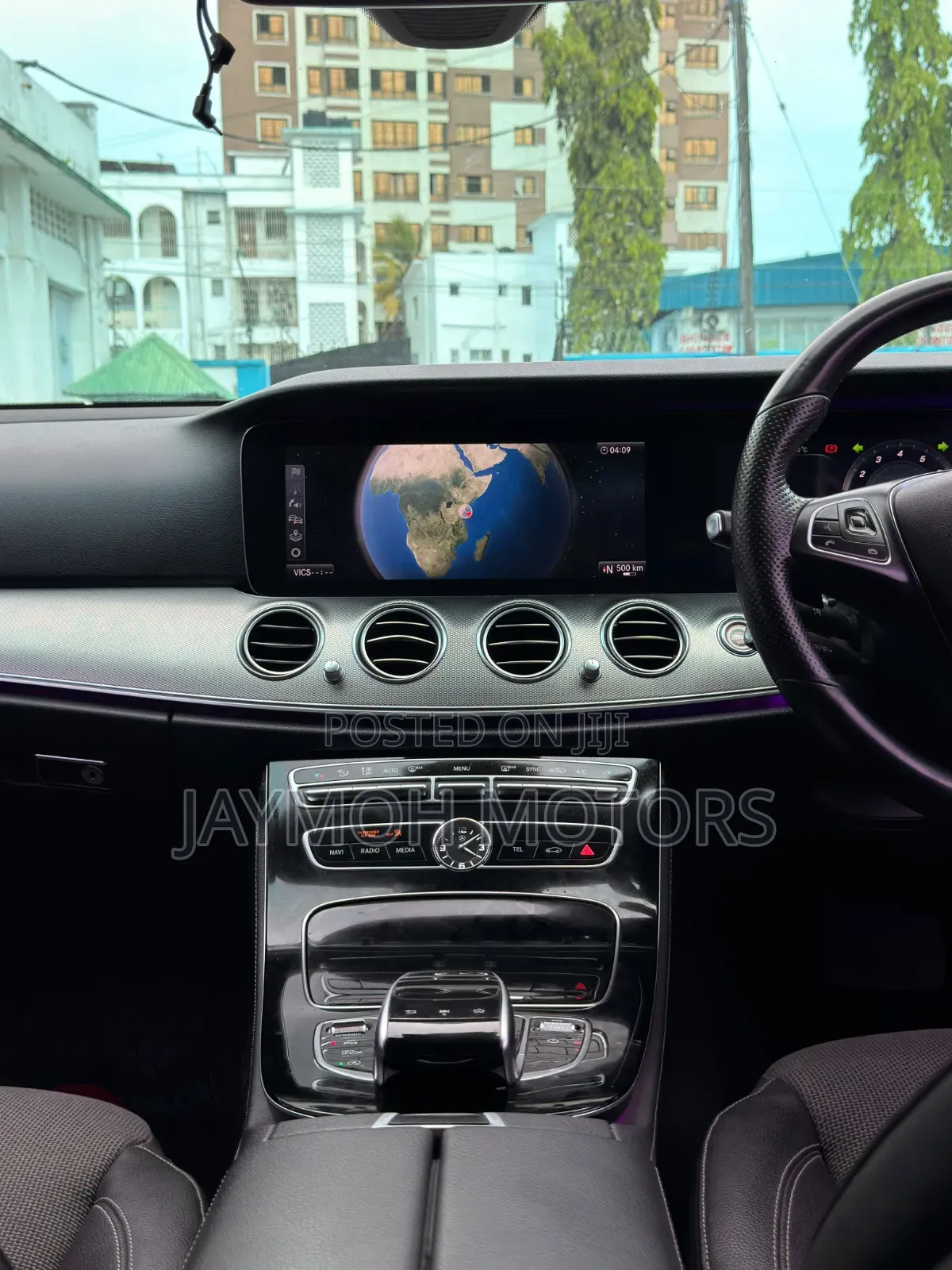 Mercedes-Benz E200 2018 Blue