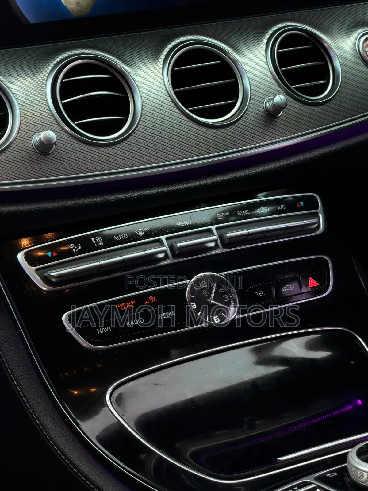 Mercedes-Benz E200 2018 Blue