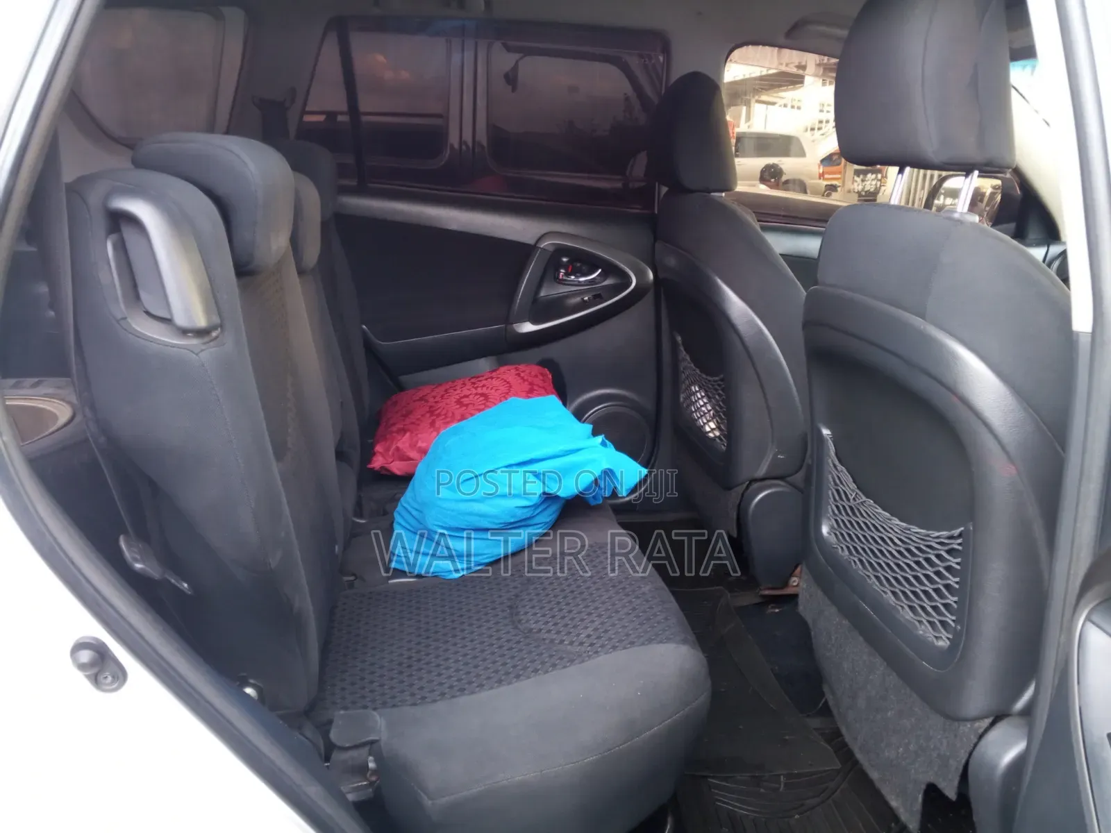 Toyota Vanguard 2012 White
