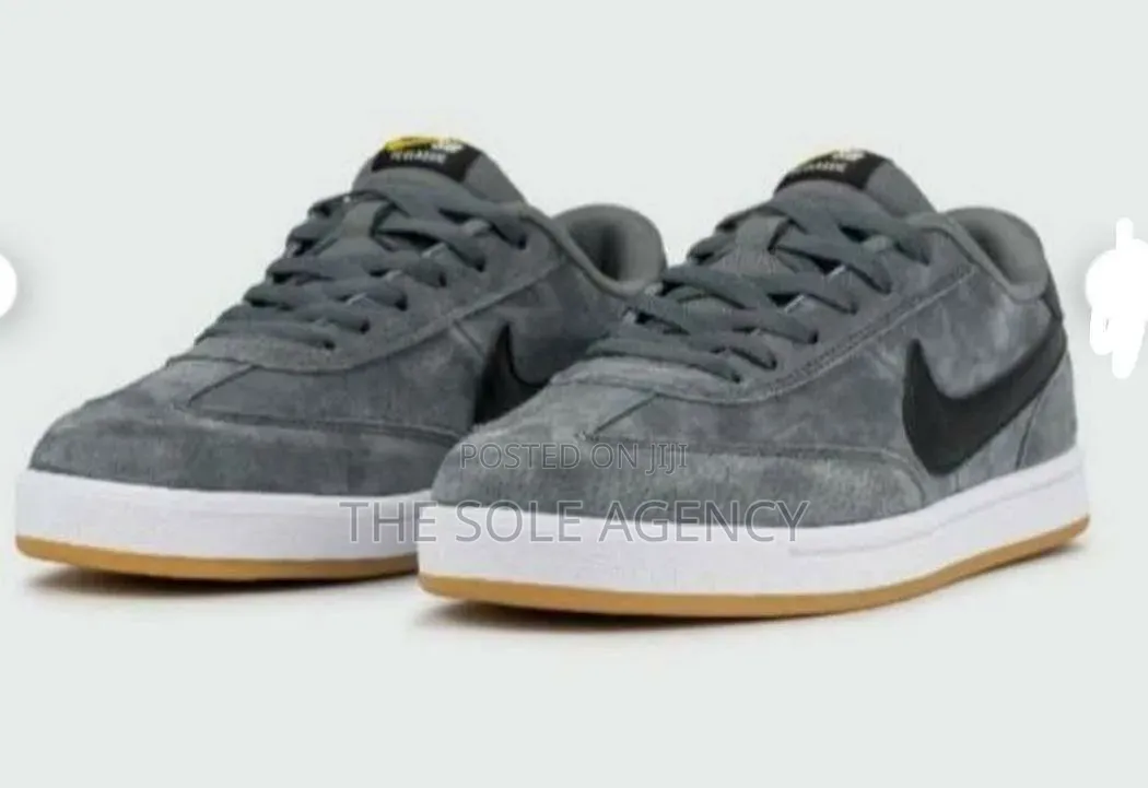 Nike SB Classic