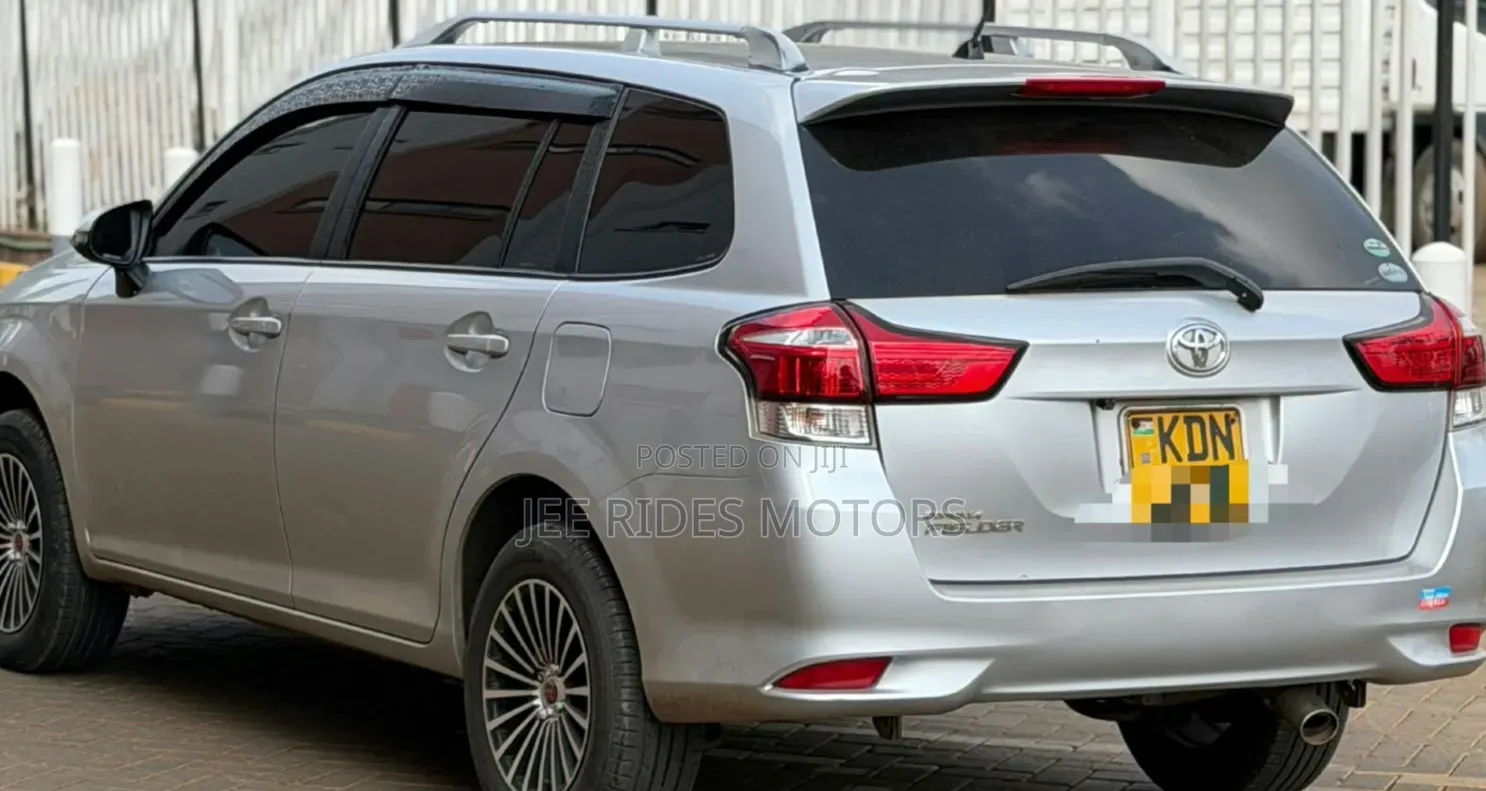 Toyota Corolla Fielder 2016 Beige