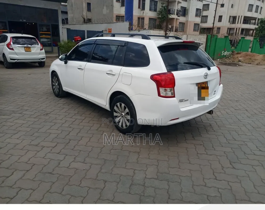Toyota Corolla Fielder 2012 White