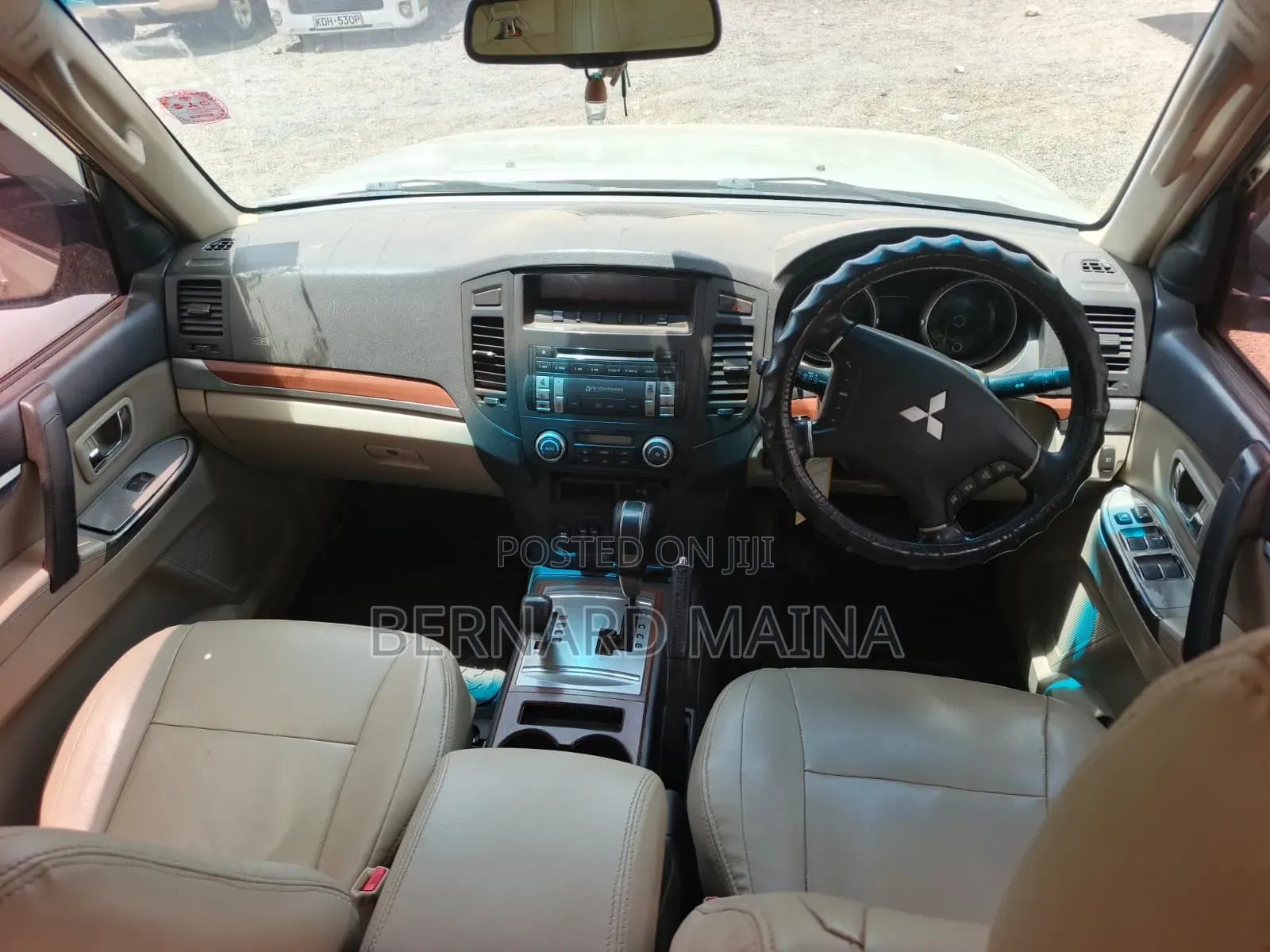 Toyota Noah 2.0 143hp AWD (7 Seater) 2008 Silver