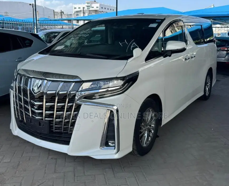 Toyota Alphard 2019 White