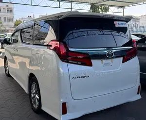 Toyota Alphard 2019 White