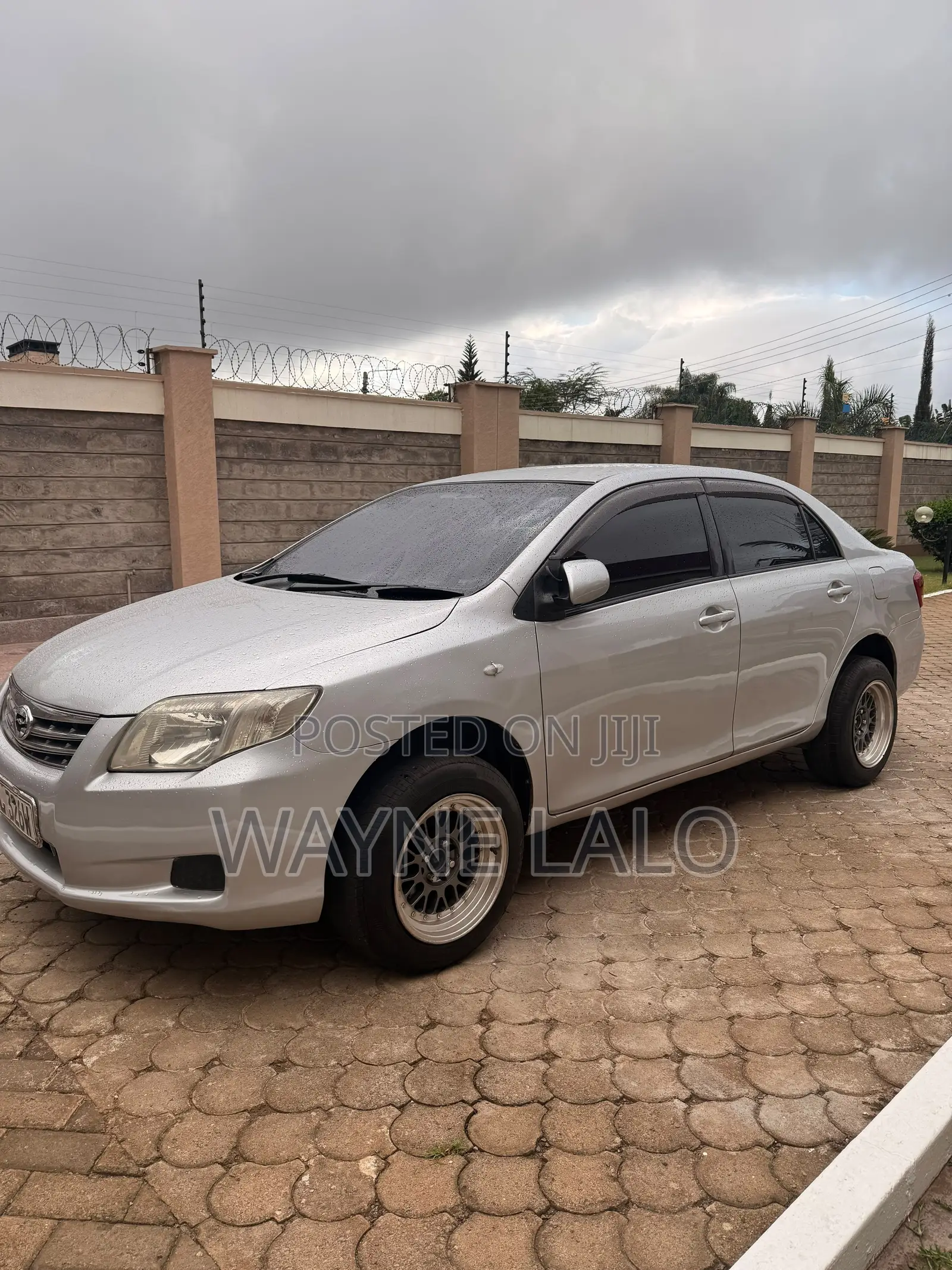 Toyota Axio 2011 Silver