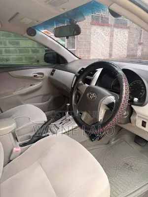 Toyota Axio 2011 Silver