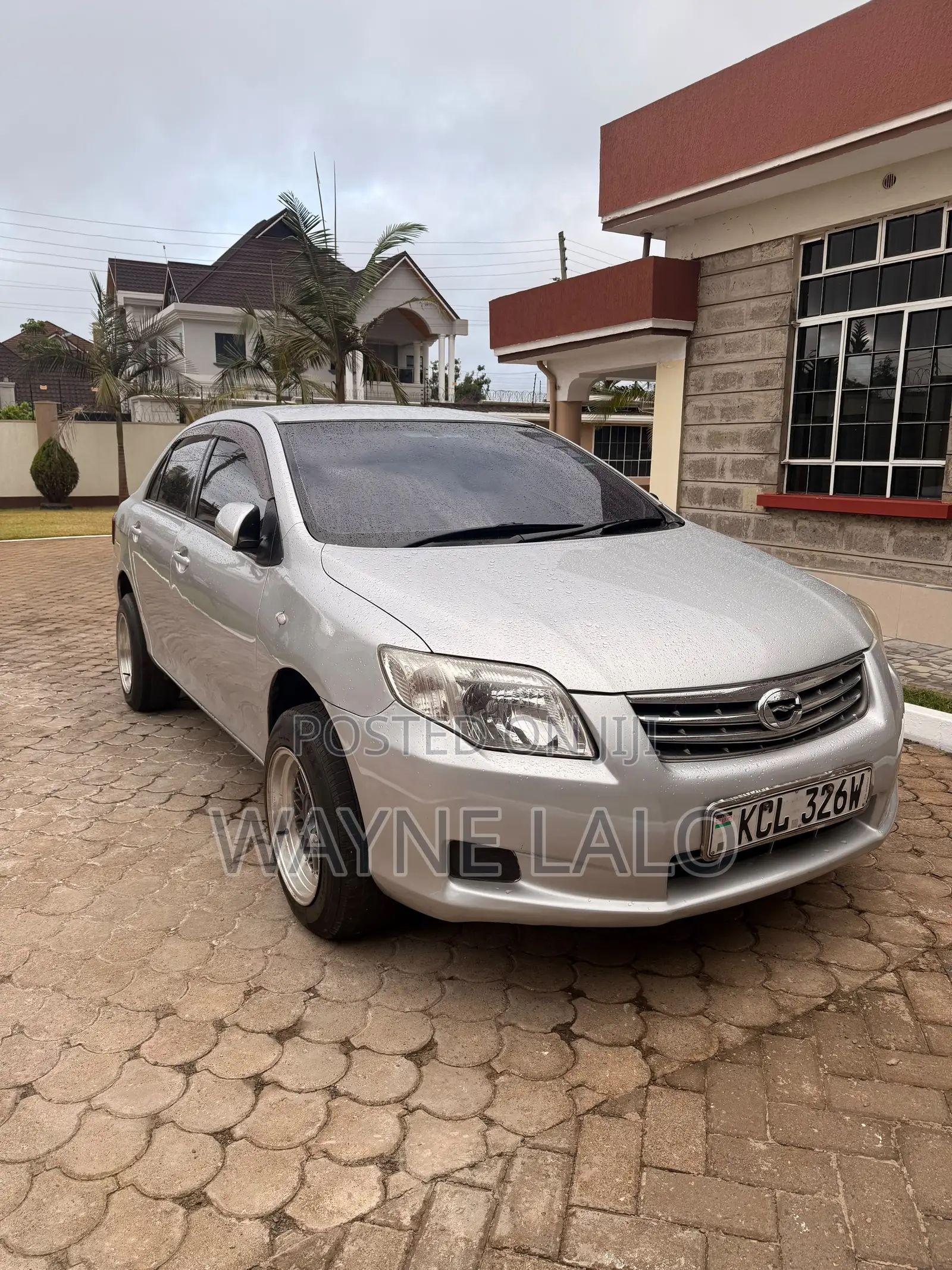 Toyota Axio 2011 Silver
