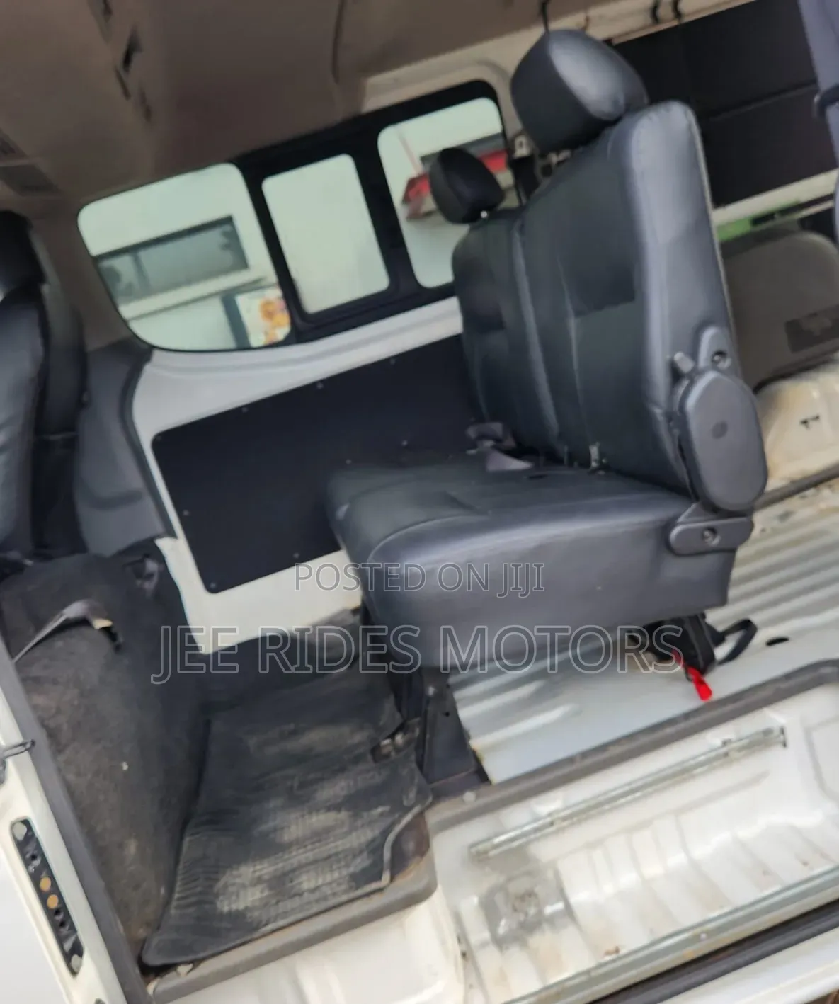 Nissan Caravan (Urvan) 2013 White