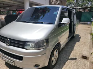 Volkswagen Transporter 2014 Silver