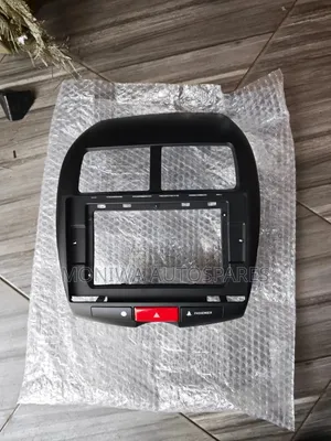 Radio Console/Frame Fascia Mitsubishi RVR/Asx 2010-2018