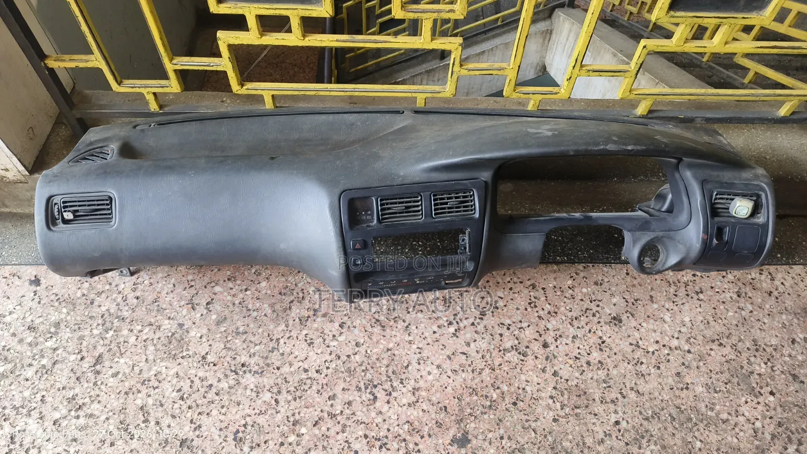 Dashboard AE 100 /102