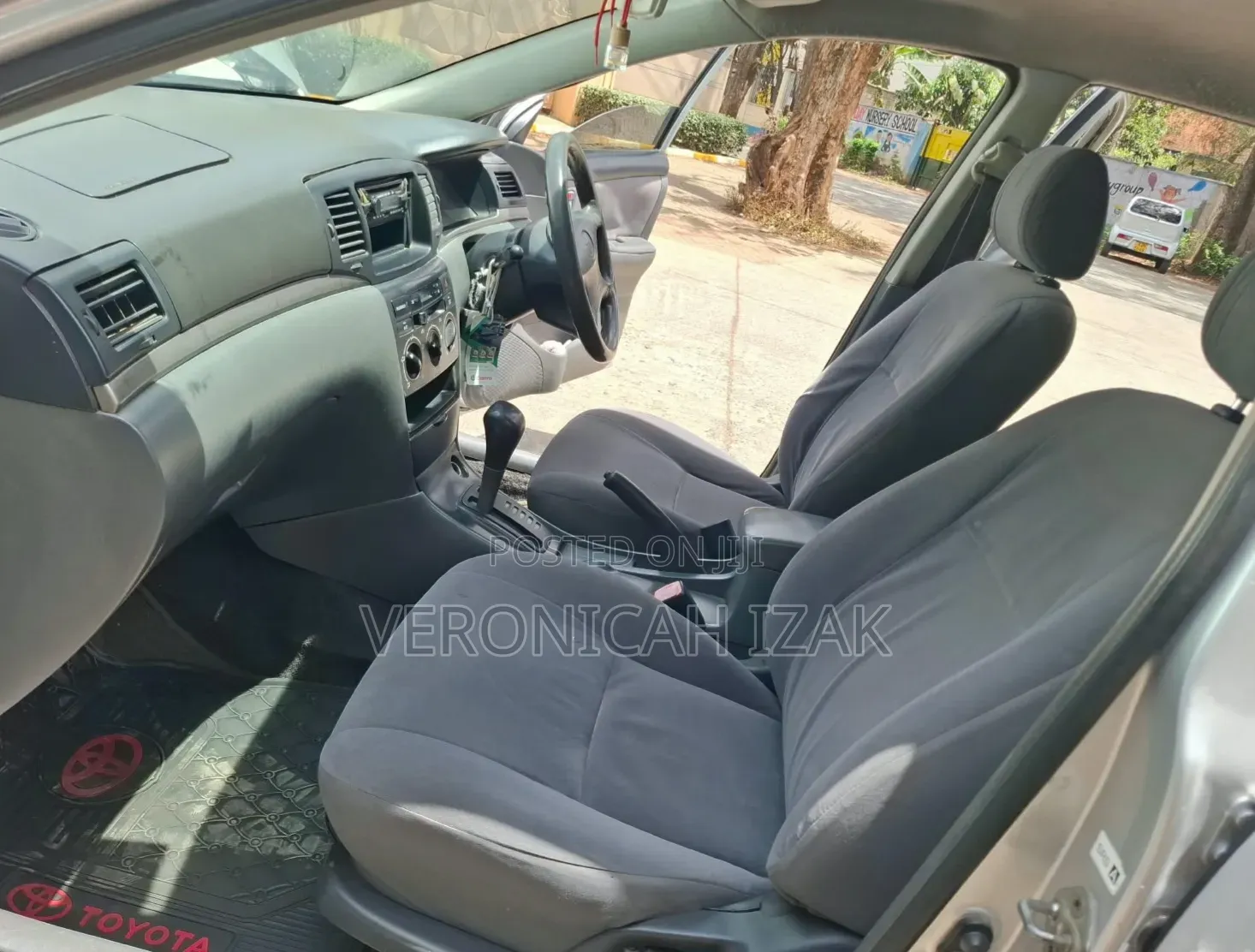 Toyota Corolla 2006 Silver