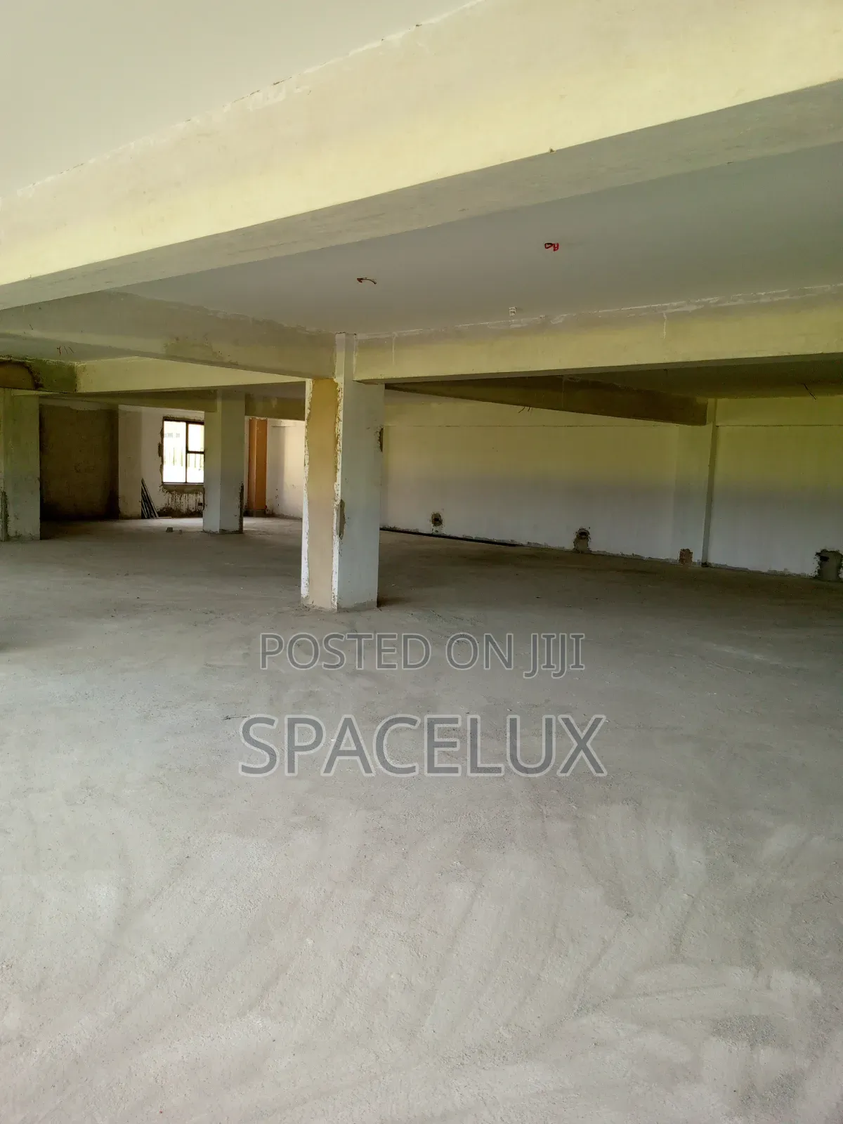 Restaurant / Club Lounge Space