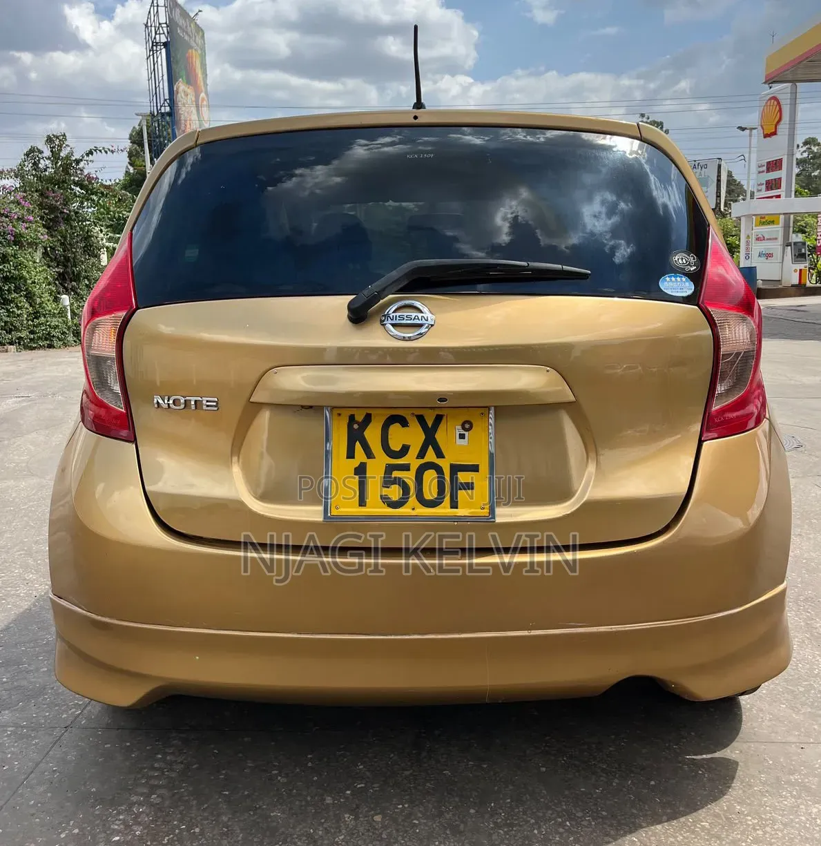 Nissan Note 2012 Gold