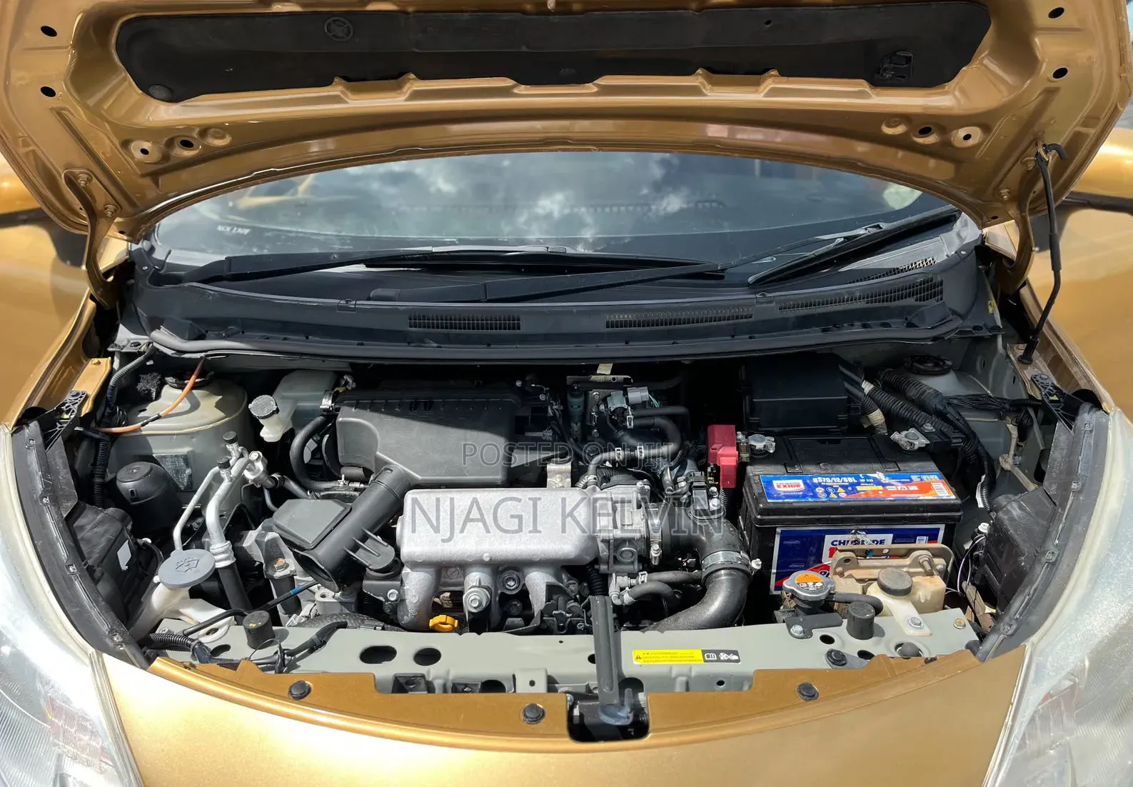 Nissan Note 2012 Gold