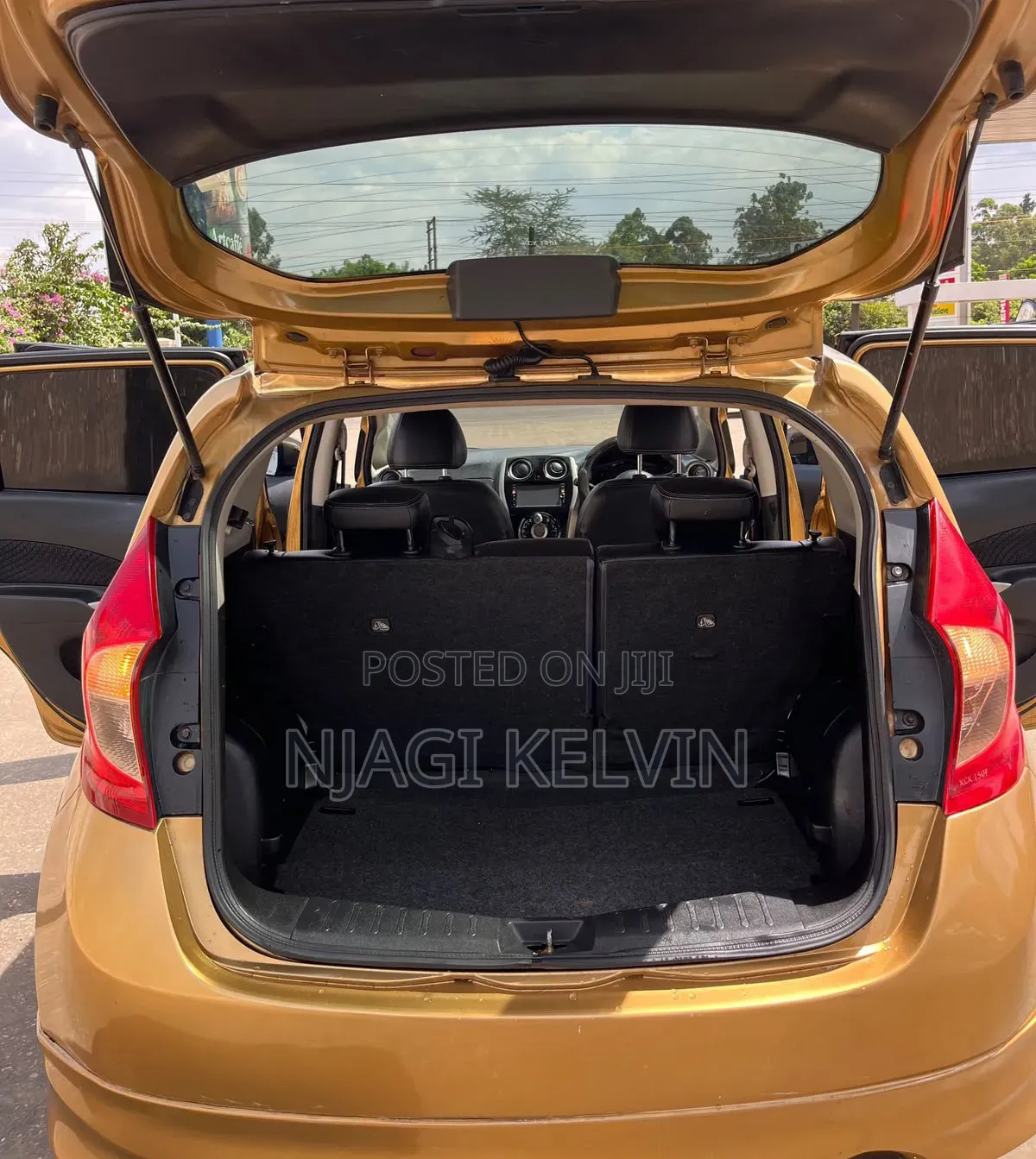 Nissan Note 2012 Gold