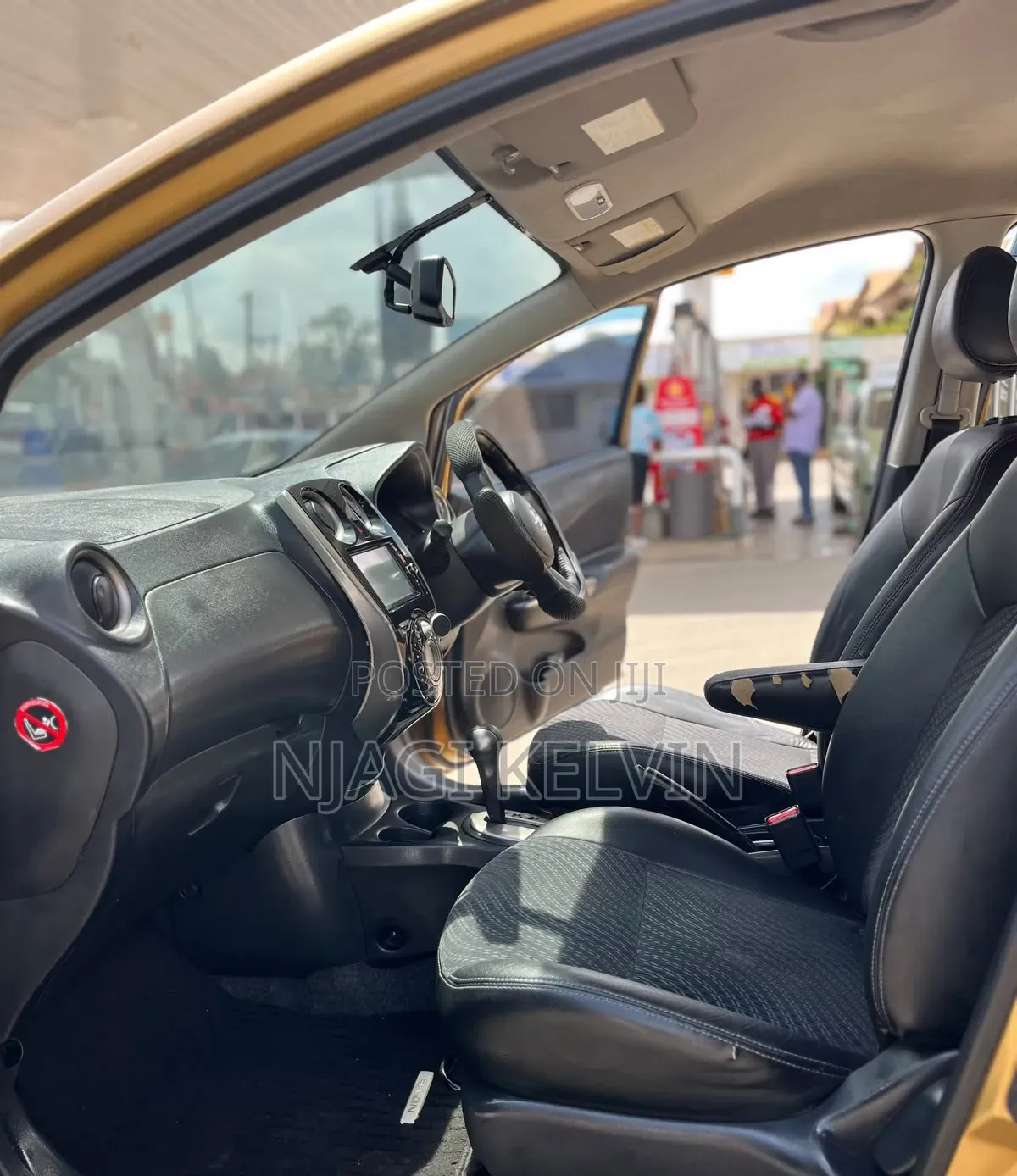 Nissan Note 2012 Gold