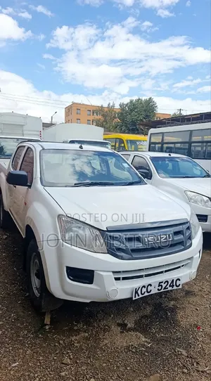 Isuzu D-MAX 2014 White