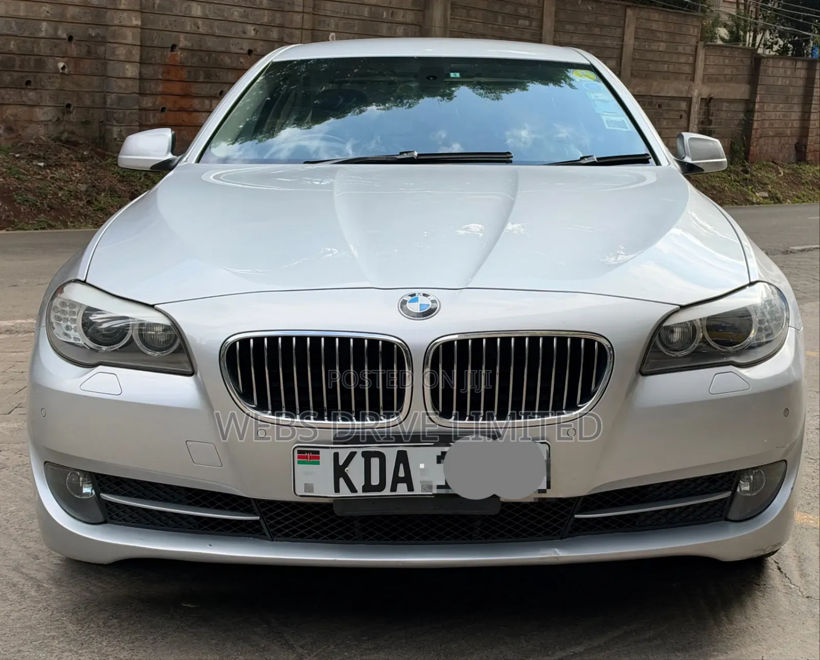 BMW 523i 2011 Silver