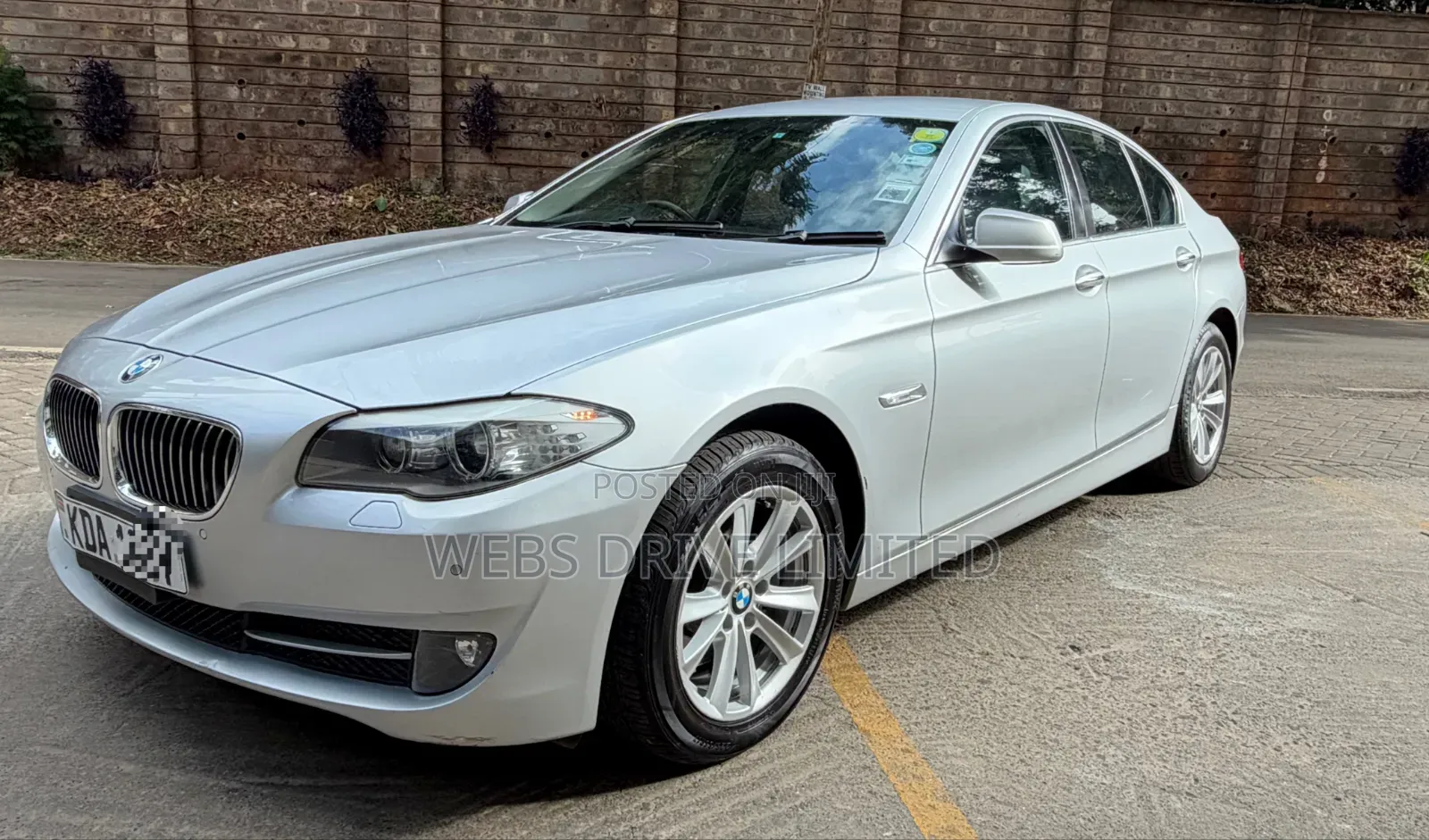 BMW 523i 2011 Silver