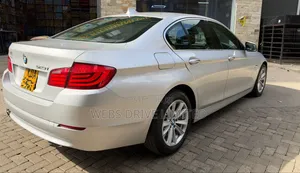 BMW 523i 2011 Silver