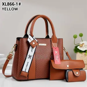 3-in-1 Ladies Handbag – Stylish, Elegant & Affordable