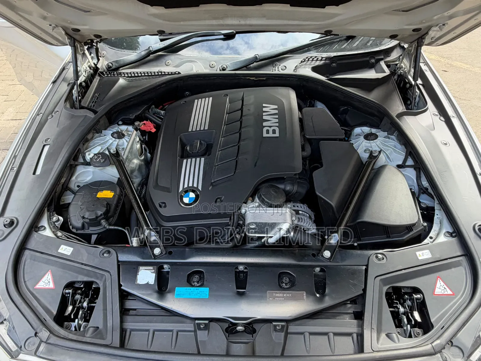 BMW 523i 2011 Silver