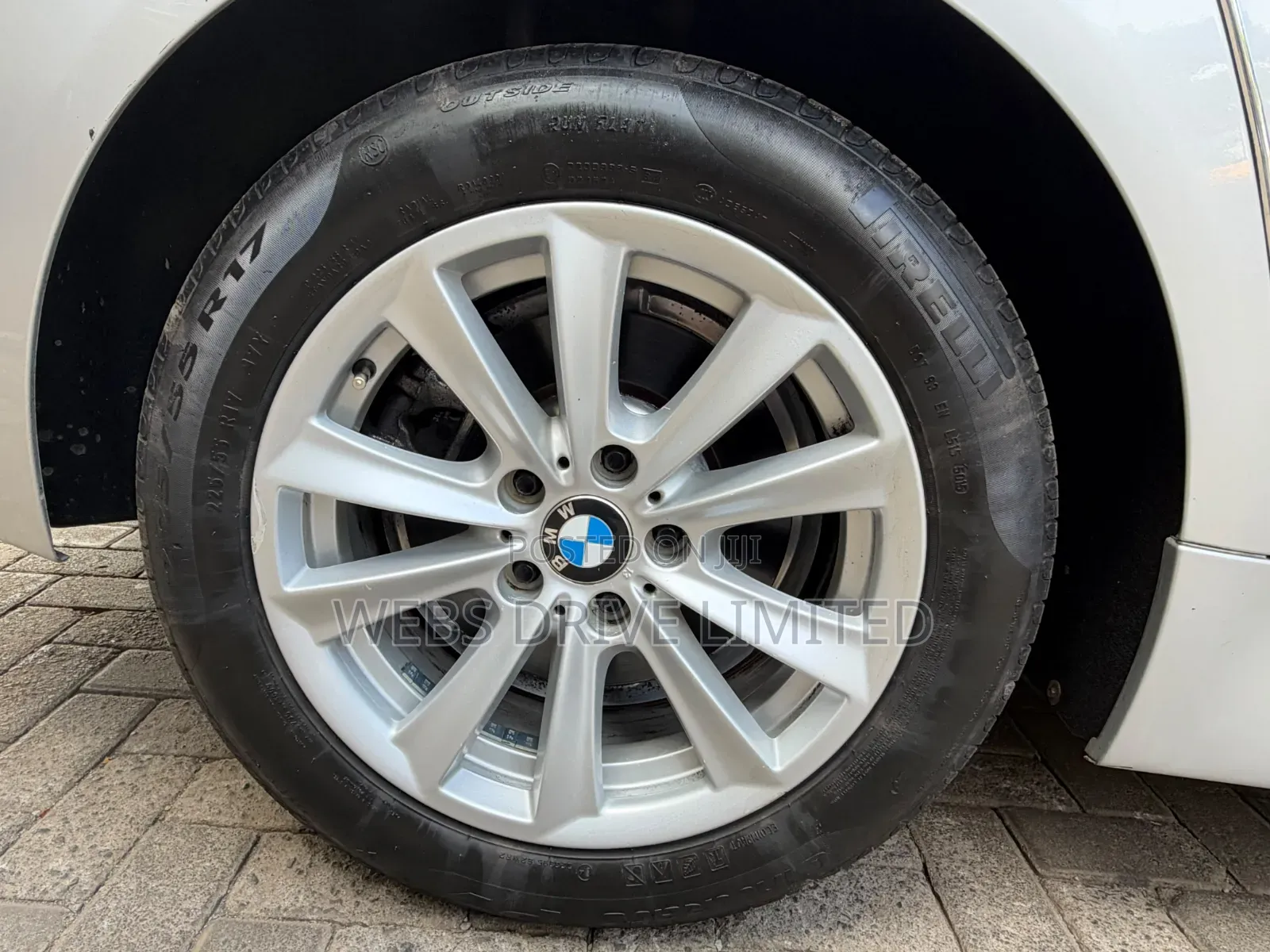 BMW 523i 2011 Silver